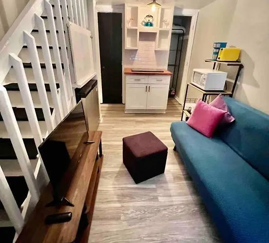 Pop-Of-Color - Loft - Downtown Raleigh - Near Ncsu